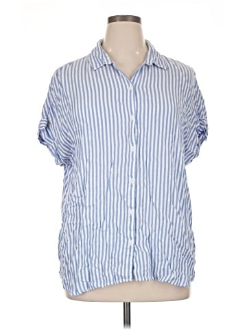 BeachLunchLounge Short Sleeve Button-Down Shirt (view 1)