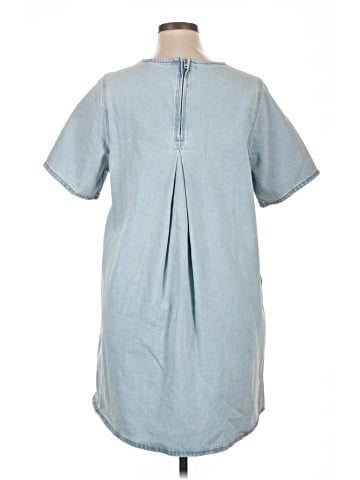 Levi's Casual Dress (view 2)