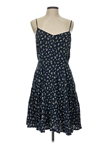 Old Navy Casual Dress (view 1)