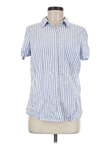 Croft & Barrow Short Sleeve Button-Down Shirt (view 1)