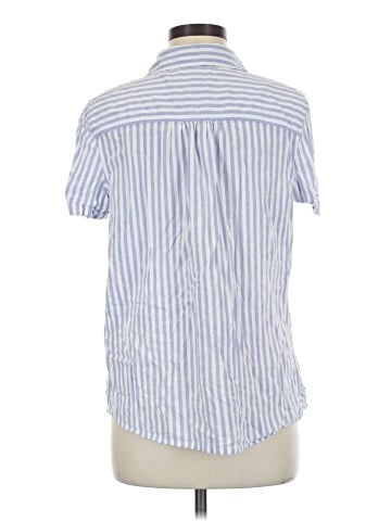 Croft & Barrow Short Sleeve Button-Down Shirt (view 2)
