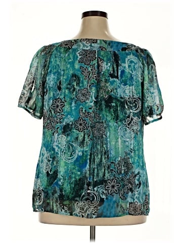 Sara Michelle Short Sleeve Blouse (view 2)