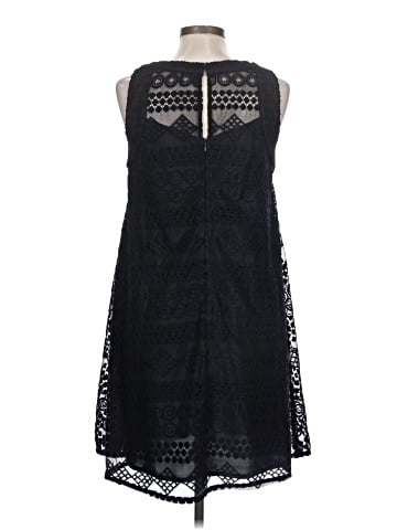 Donna Morgan Casual Dress (view 2)