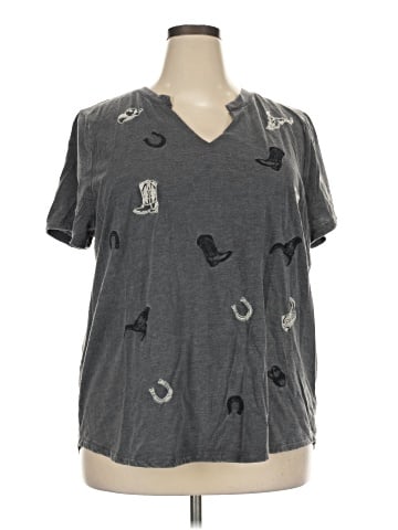 Maurices Short Sleeve T-Shirt (view 1)