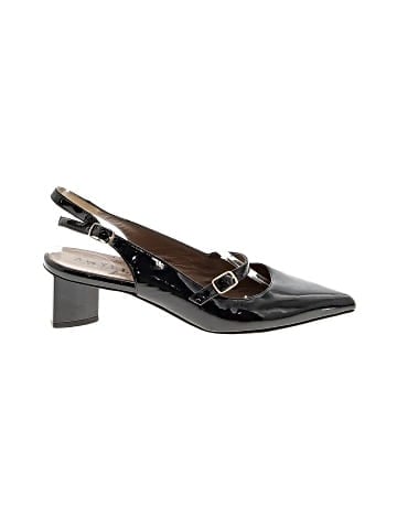 Anyi Lu Heels (view 1)