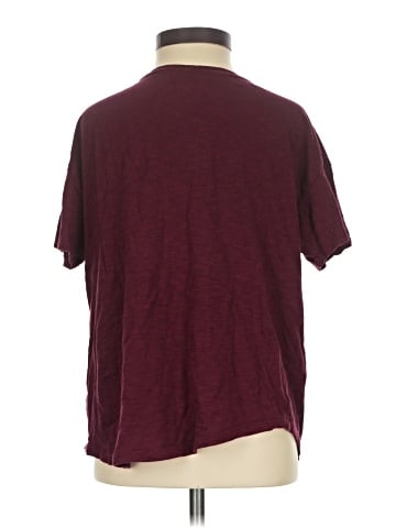 Old Navy Short Sleeve T-Shirt (view 2)