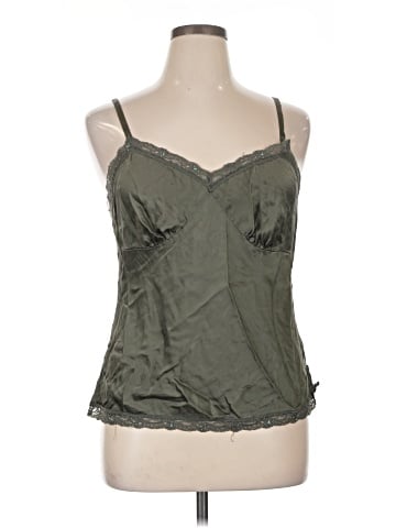 Daisy Fuentes Sleeveless Blouse (view 1)