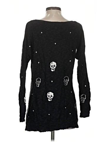 Romeo & Juliet Couture Pullover Sweater (view 2)