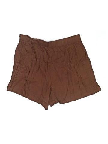 Gap Shorts (view 2)
