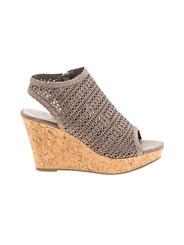 Fergalicious Wedges (view 1)