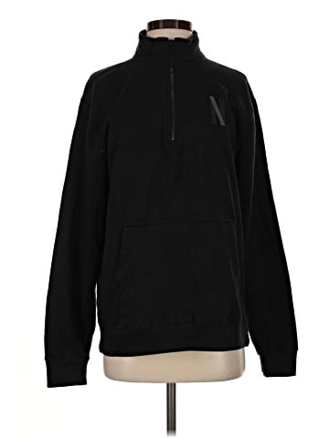 District. Sweatshirt (view 1)
