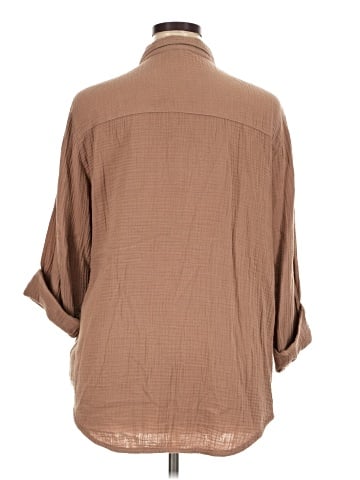Splendid 3/4 Sleeve Button-Down Shirt (view 2)