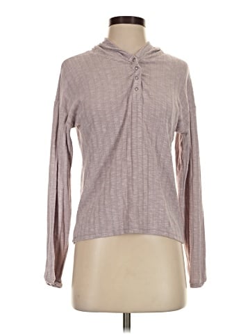 American Eagle Outfitters Pullover Sweater (view 1)