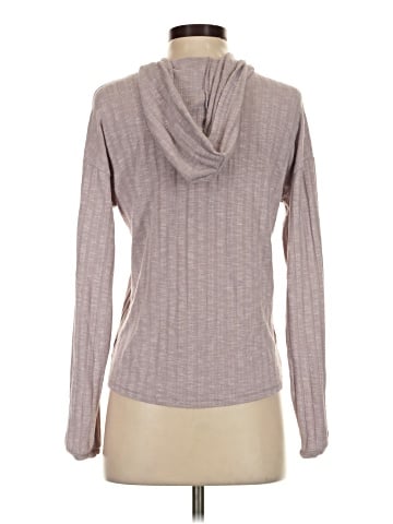 American Eagle Outfitters Pullover Sweater (view 2)