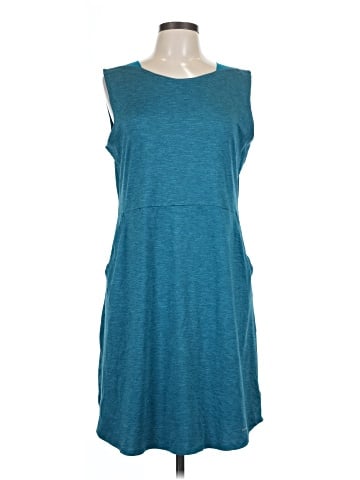 Columbia Casual Dress (view 1)