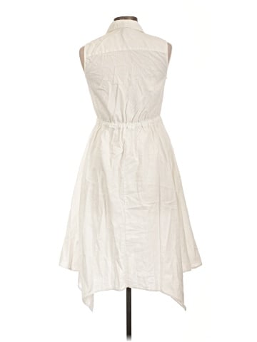 Saks Fifth Avenue Casual Dress (view 2)
