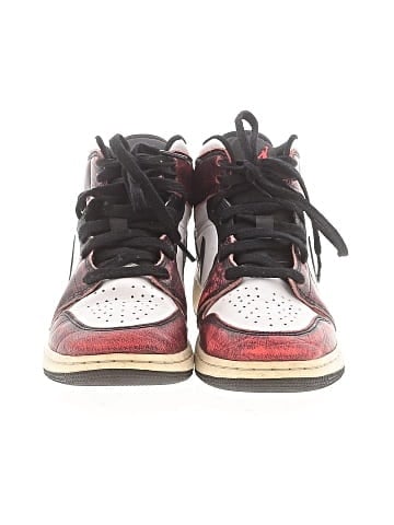 Air Jordan Sneakers (view 2)