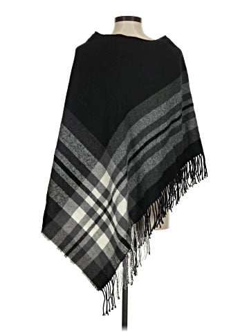 V.Fraas Poncho (view 2)