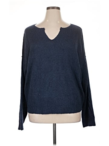 American Eagle Outfitters Pullover Sweater (view 1)