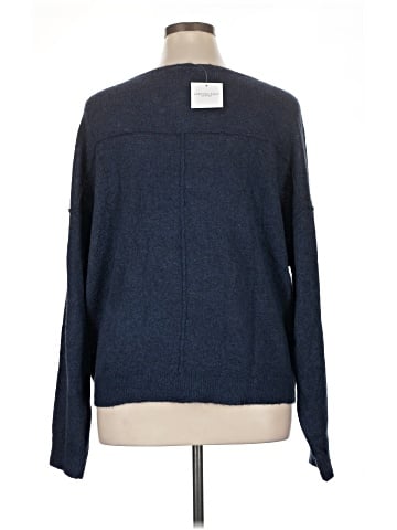 American Eagle Outfitters Pullover Sweater (view 2)