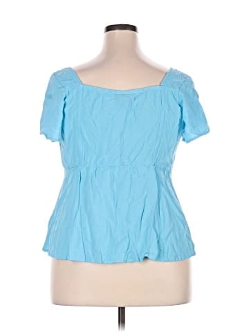 Torrid Short Sleeve Top (view 2)