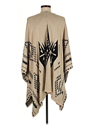 Charlotte Russe Poncho (view 2)