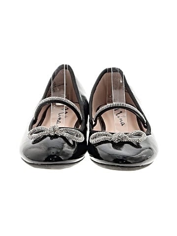 Nina Flats (view 2)