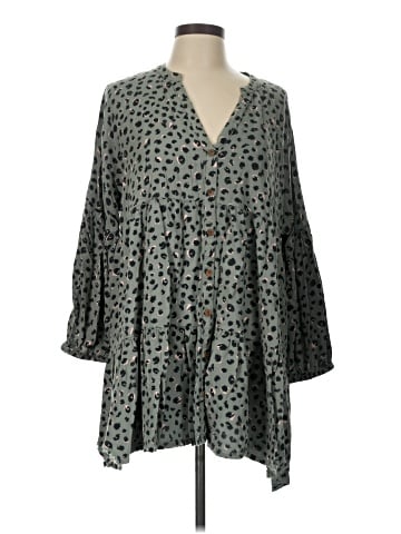Mud Pie Casual Dress (view 1)
