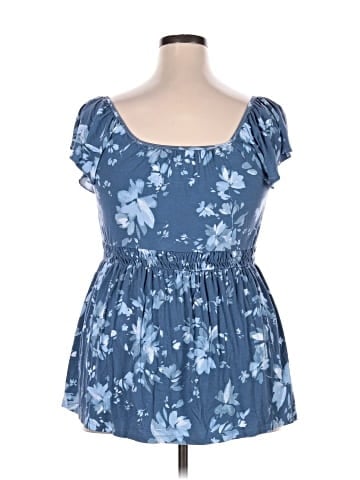 Torrid Short Sleeve Top (view 2)