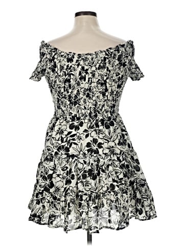 American Eagle Outfitters Cocktail Dress (view 2)