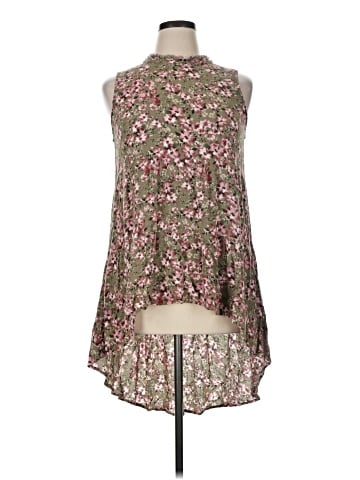 Maurices Sleeveless T-Shirt (view 1)