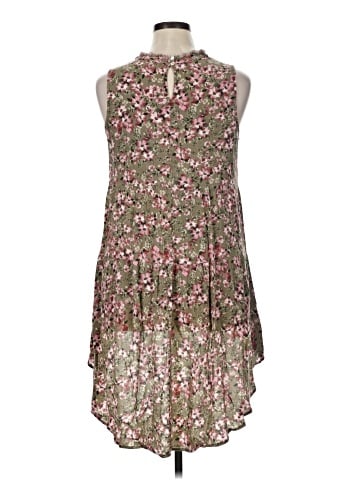 Maurices Sleeveless T-Shirt (view 2)