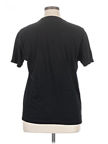 Hot Topic Short Sleeve T-Shirt (view 2)