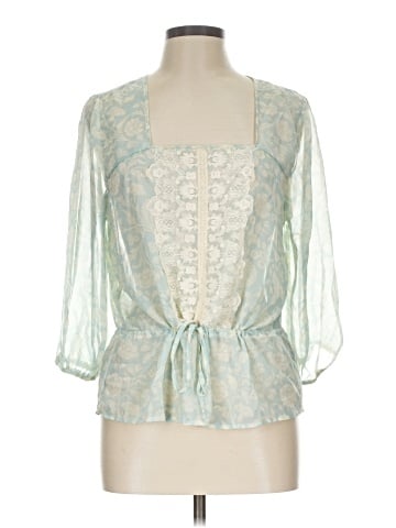 Maurices 3/4 Sleeve T-Shirt (view 1)
