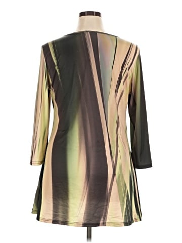 Lily by Firmiana Casual Dress (view 2)