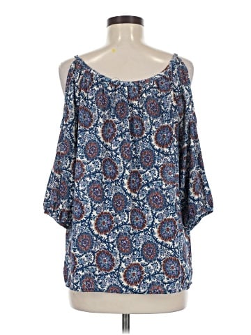 Le Lis 3/4 Sleeve Blouse (view 2)