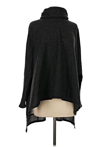 Cherish Poncho (view 1)