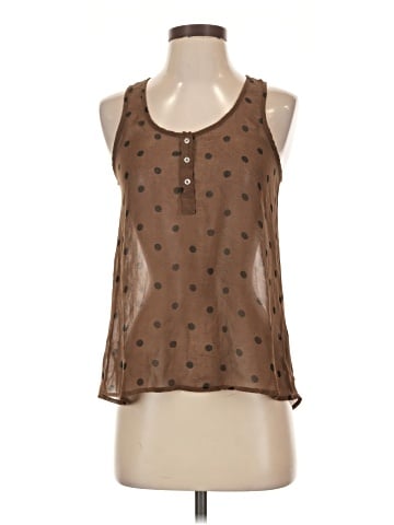 Iris Basic Sleeveless Blouse (view 1)