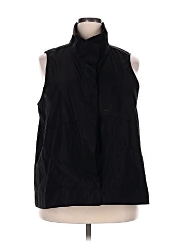 Liv Sleeveless Blouse (view 1)