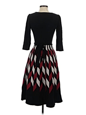 Danny And Nicole Casual Dress (view 2)