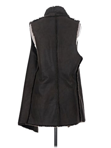 Isda & Co Faux Fur Vest (view 2)