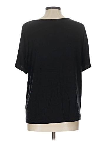 Old Navy Short Sleeve T-Shirt (view 2)