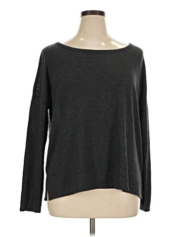 Victoria's Secret 3/4 Sleeve T-Shirt (view 1)