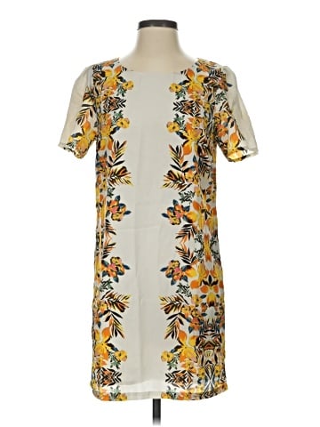 Under Skies Casual Dress (view 1)
