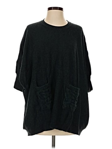 Kerisma Poncho (view 1)