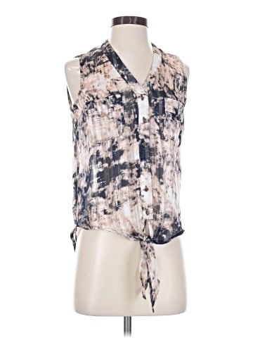 Cache Sleeveless Blouse (view 1)