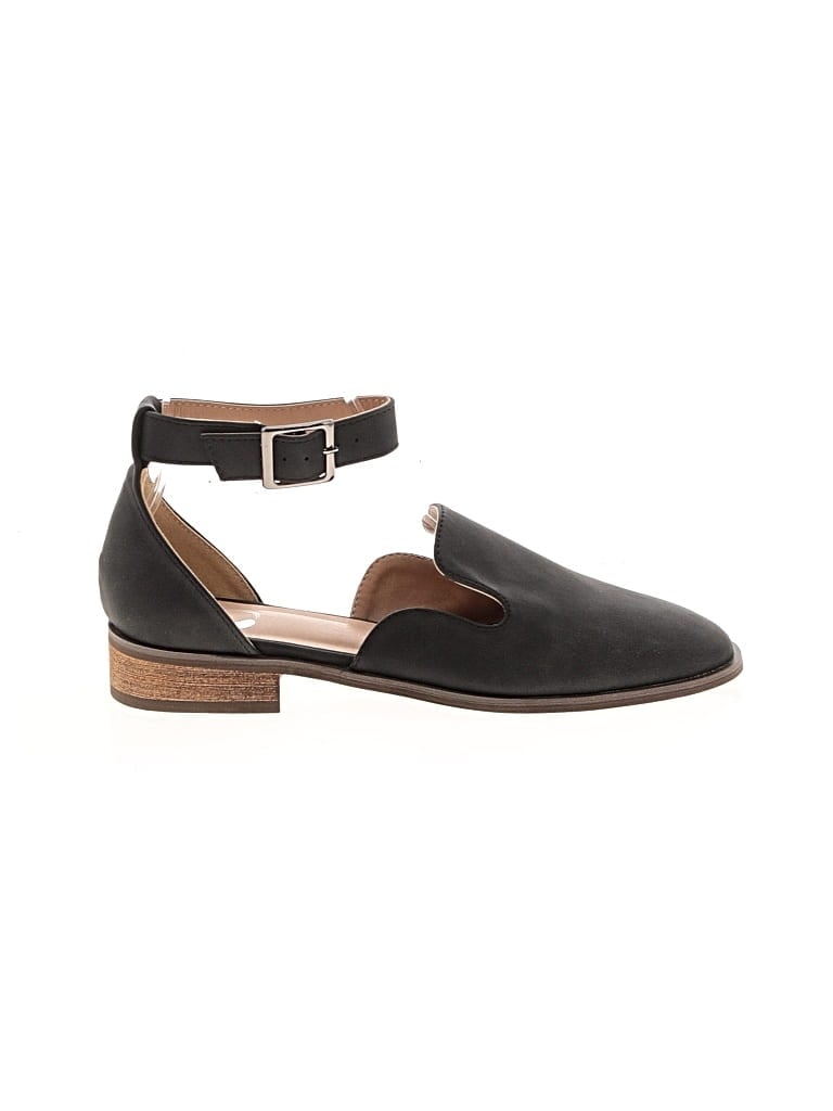 Pre-owned Journee Collection Flats In Black