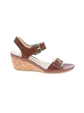 Andrew Geller Wedges (view 1)