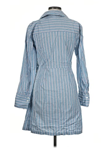 Old Navy Casual Dress (view 2)