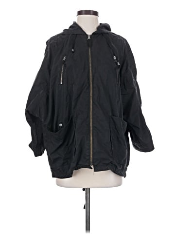 Hei Hei Raincoat (view 1)